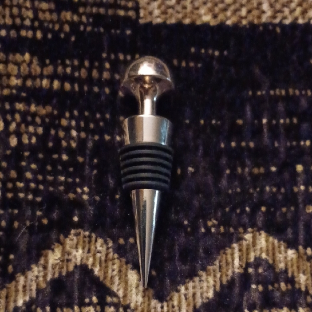 4/$40 Silver Metallic Wine Bottle Stopper